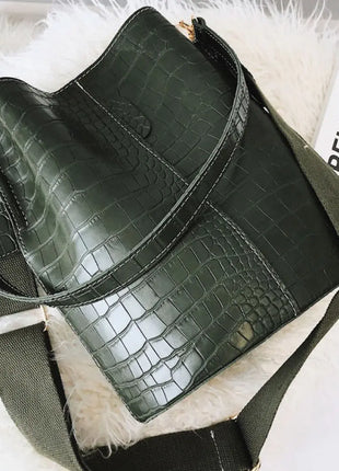 Blake Shoulder Bag -Olive Croc